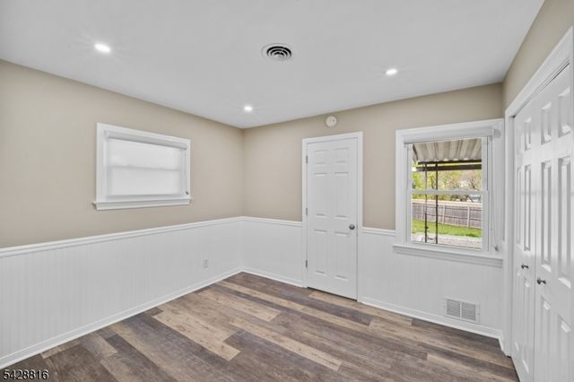 49 Louis Ave, Middlesex Boro, NJ 08846