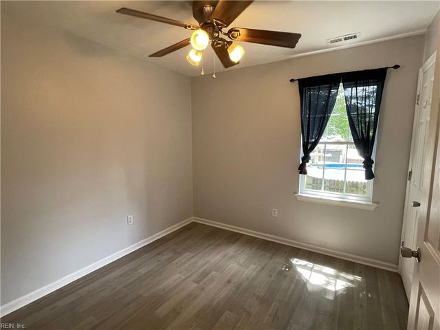 624 Post AVE, Chesapeake, VA 23324