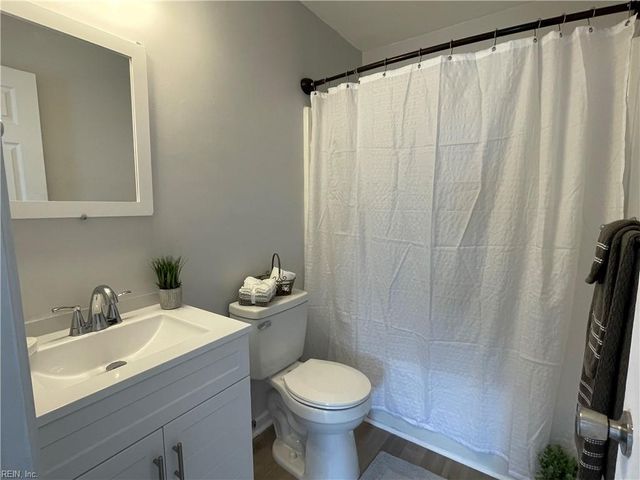 624 Post AVE, Chesapeake, VA 23324