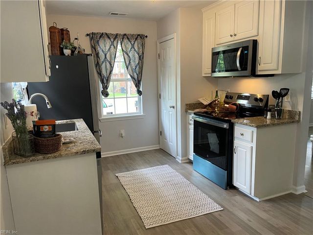 624 Post AVE, Chesapeake, VA 23324