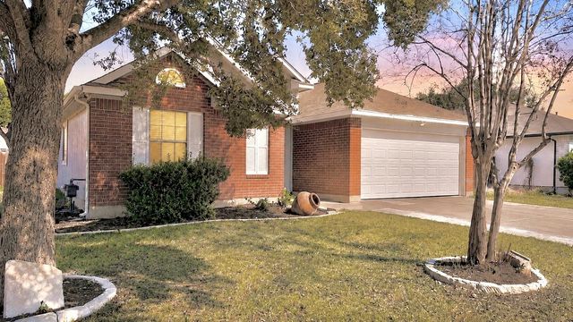 104 Evergreen CIR, Georgetown, TX 78626
