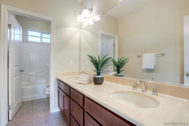 32973 Caminito Lorca, Temecula, CA 92592