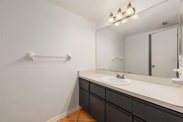 345 NW 48TH BOULEVARD K, Gainesville, FL 32607