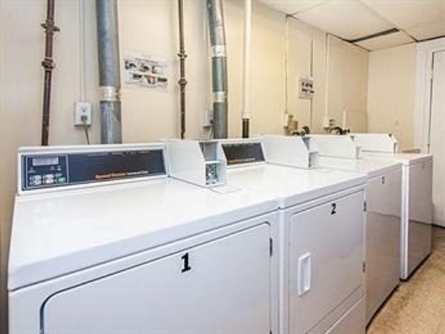 114 Strathmore Rd 203, Boston, MA 02135