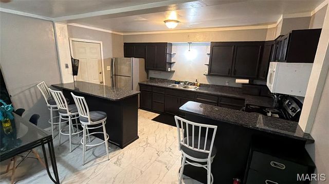 1814 N Charles Street, Belleville, IL 62221