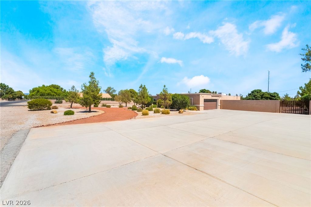 9120 Mohawk Street, Las Vegas, NV 89139 — photo 4