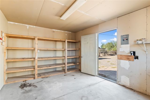 2096 E Hackamore Drive, Mohave Valley, AZ 86440