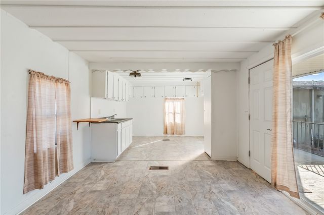 2096 E Hackamore Drive, Mohave Valley, AZ 86440