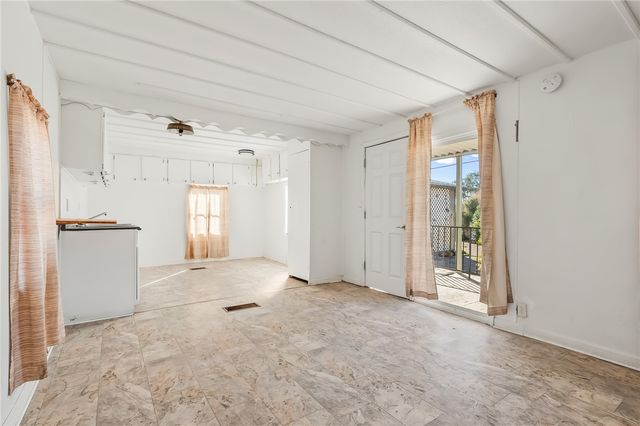 2096 E Hackamore Drive, Mohave Valley, AZ 86440