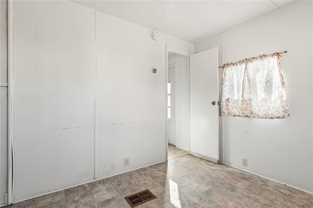 2096 E Hackamore Drive, Mohave Valley, AZ 86440