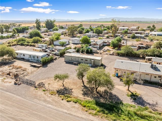 2096 E Hackamore Drive, Mohave Valley, AZ 86440