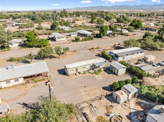 2096 E Hackamore Drive, Mohave Valley, AZ 86440