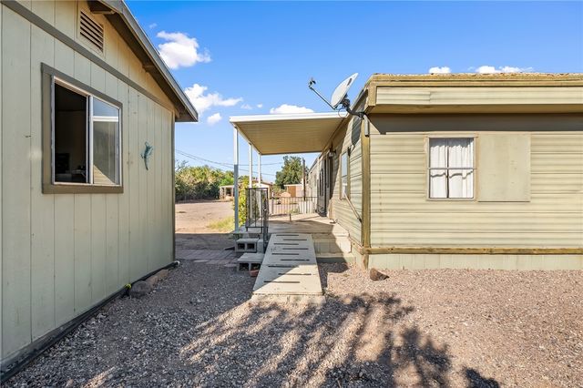 2096 E Hackamore Drive, Mohave Valley, AZ 86440