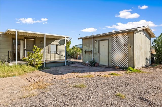 2096 E Hackamore Drive, Mohave Valley, AZ 86440