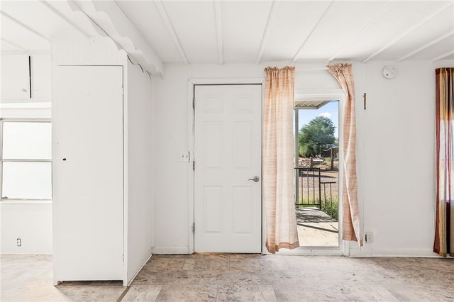 2096 E Hackamore Drive, Mohave Valley, AZ 86440