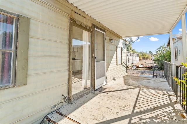 2096 E Hackamore Drive, Mohave Valley, AZ 86440