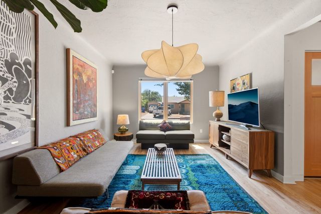 1108 Bryn Mawr Drive NE, Albuquerque, NM 87106