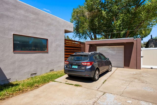 1108 Bryn Mawr Drive NE, Albuquerque, NM 87106