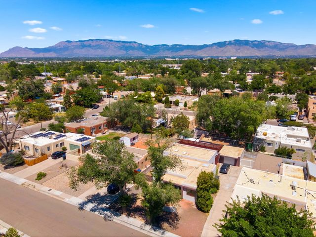 1108 Bryn Mawr Drive NE, Albuquerque, NM 87106