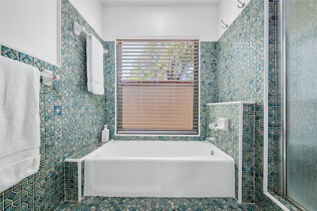 8115 SW 1ST PLACE, Gainesville, FL 32607