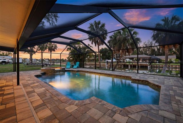 9910 PENINSULAR DRIVE, Gibsonton, FL 33534