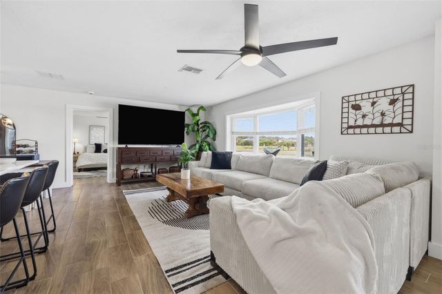 9910 PENINSULAR DRIVE, Gibsonton, FL 33534