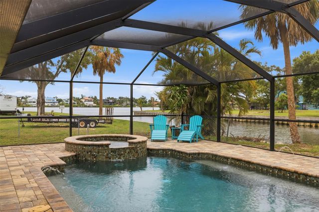 9910 PENINSULAR DRIVE, Gibsonton, FL 33534