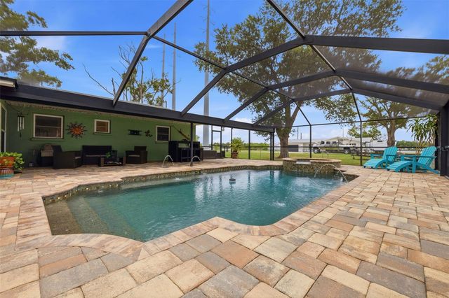 9910 PENINSULAR DRIVE, Gibsonton, FL 33534