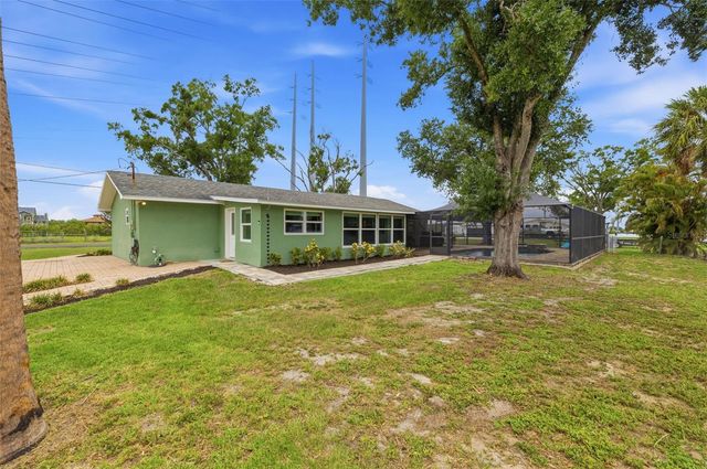 9910 PENINSULAR DRIVE, Gibsonton, FL 33534