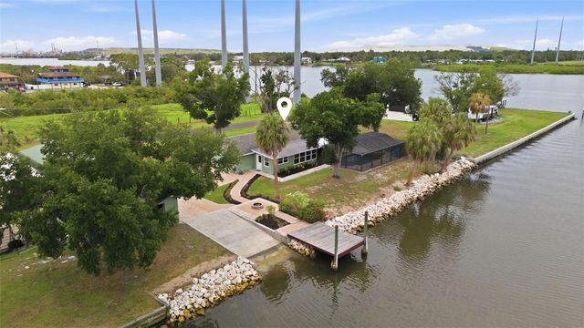 9910 PENINSULAR DRIVE, Gibsonton, FL 33534