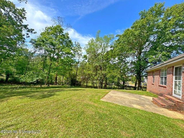 739 Hawthorn Green Drive, Ridgeland, MS 39157