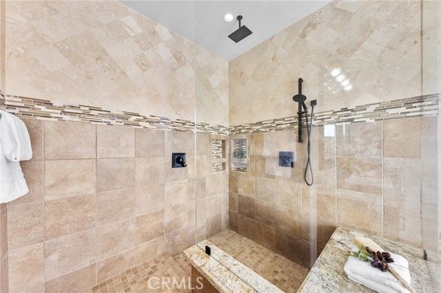 21 Elliot, Laguna Hills, CA 92679