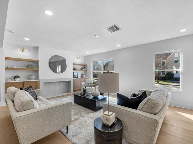 3209 Binz Street, Houston, TX 77004