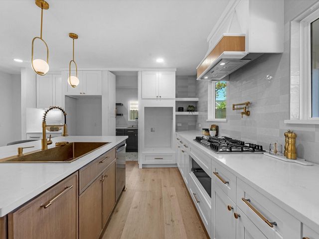 3209 Binz Street, Houston, TX 77004