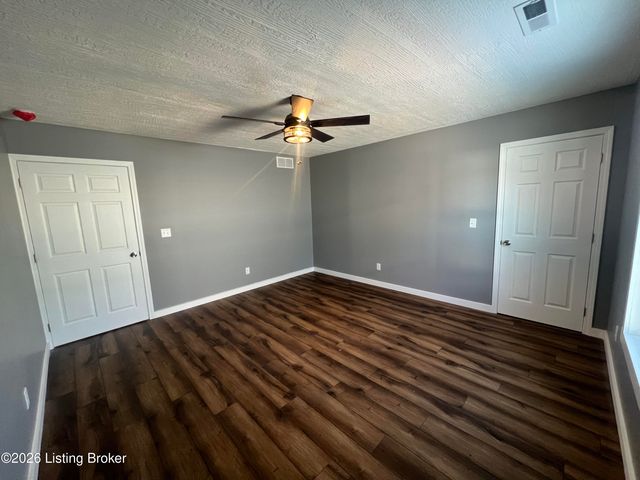 511 N Clinton St, Leitchfield, KY 42754