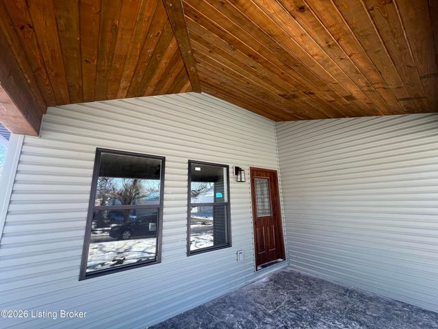 511 N Clinton St, Leitchfield, KY 42754