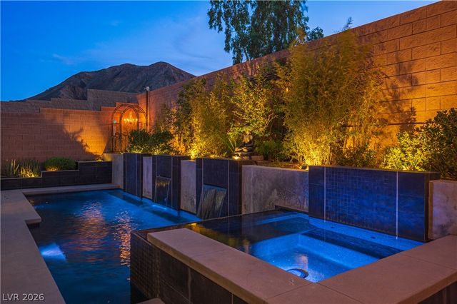 1197 Hillside Peak Street, Henderson, NV 89002