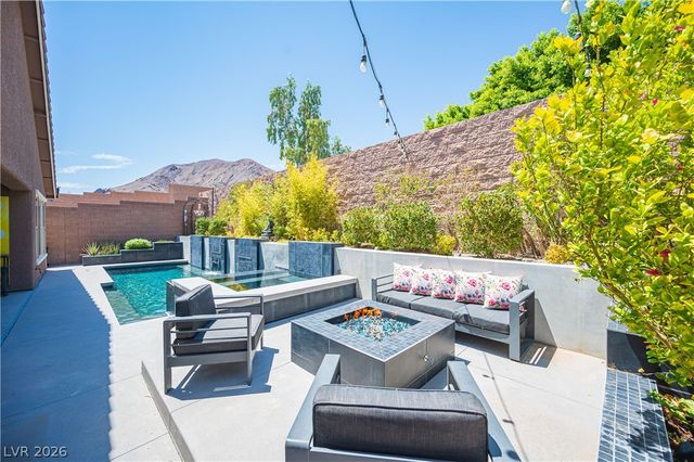 1197 Hillside Peak Street, Henderson, NV 89002