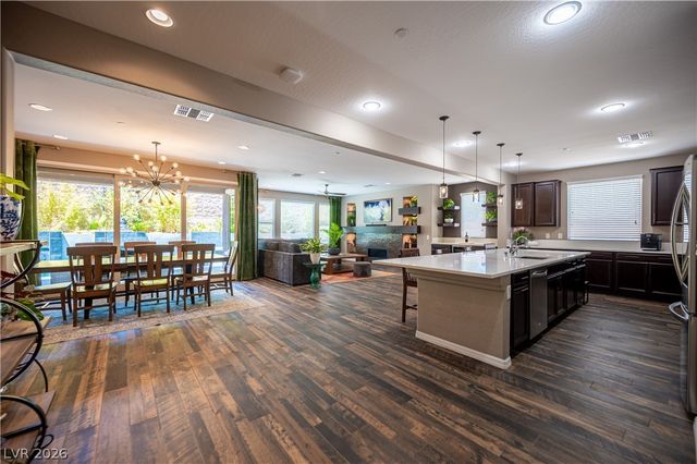 1197 Hillside Peak Street, Henderson, NV 89002