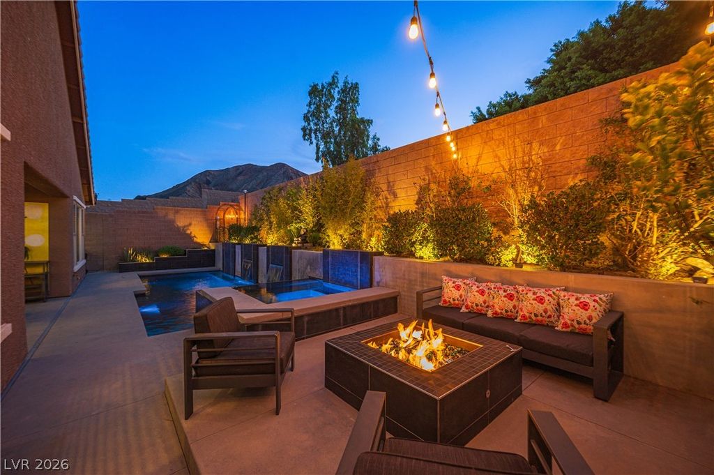 1197 Hillside Peak Street, Henderson, NV 89002