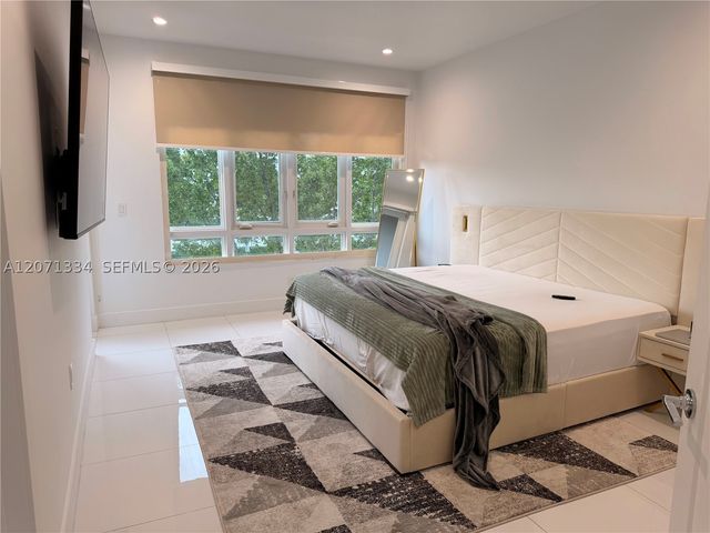 10330 NW 66 ST 10330, Doral, FL 33178