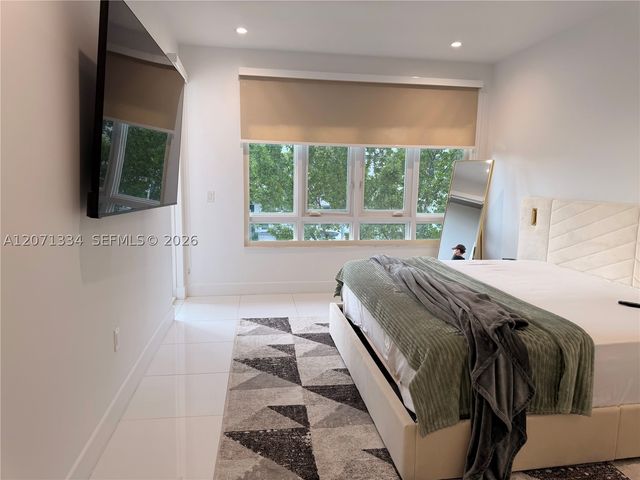 10330 NW 66 ST 10330, Doral, FL 33178