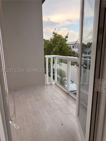 10330 NW 66 ST 10330, Doral, FL 33178