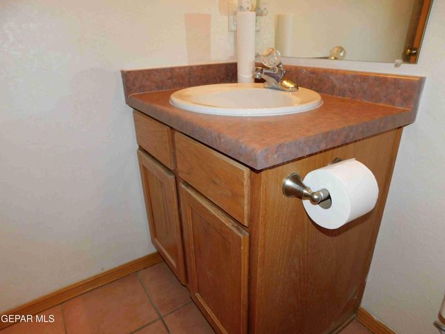 3313 TIERRA ESPADA Drive, El Paso, TX 79938