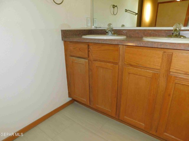 3313 TIERRA ESPADA Drive, El Paso, TX 79938