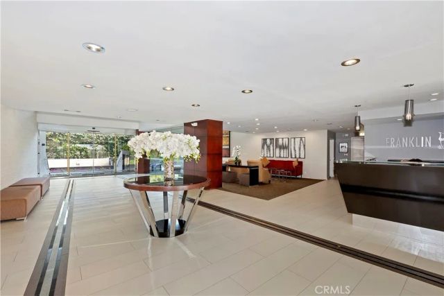 7250 Franklin Avenue 506, Los Angeles, CA 90046