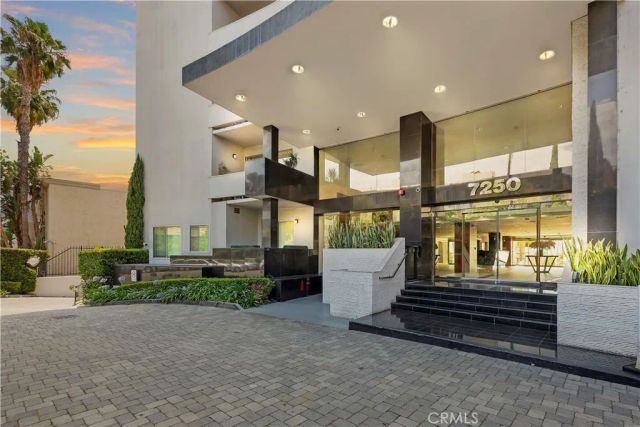 7250 Franklin Avenue 506, Los Angeles, CA 90046