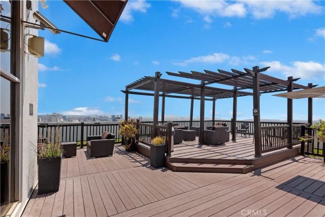 7250 Franklin Avenue 506, Los Angeles, CA 90046