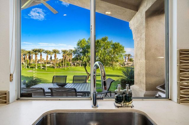 416 Desert Holly Drive, Palm Desert, CA 92211