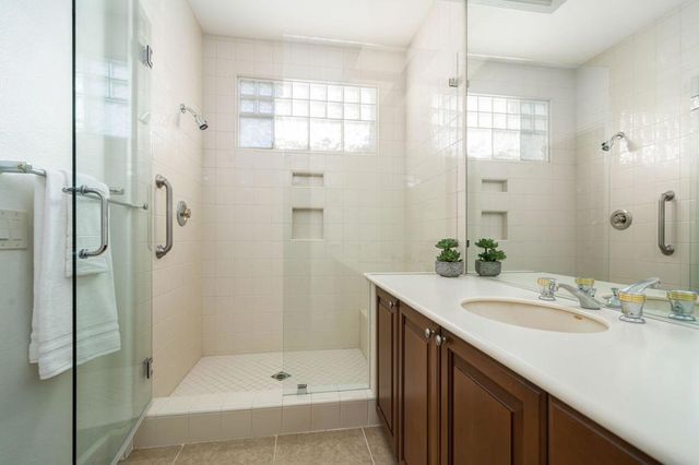 416 Desert Holly Drive, Palm Desert, CA 92211